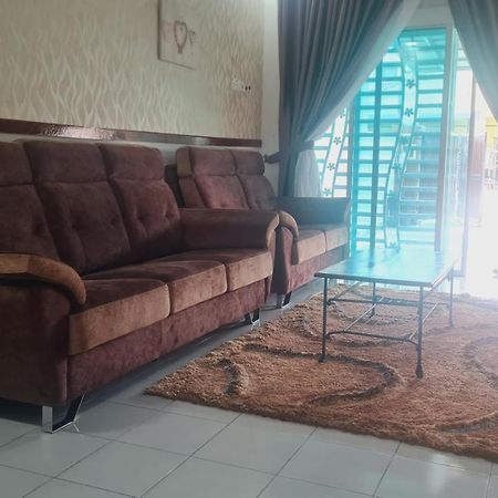 Anjung Klia House 31 With Neflix Villa Banting  Exteriör bild